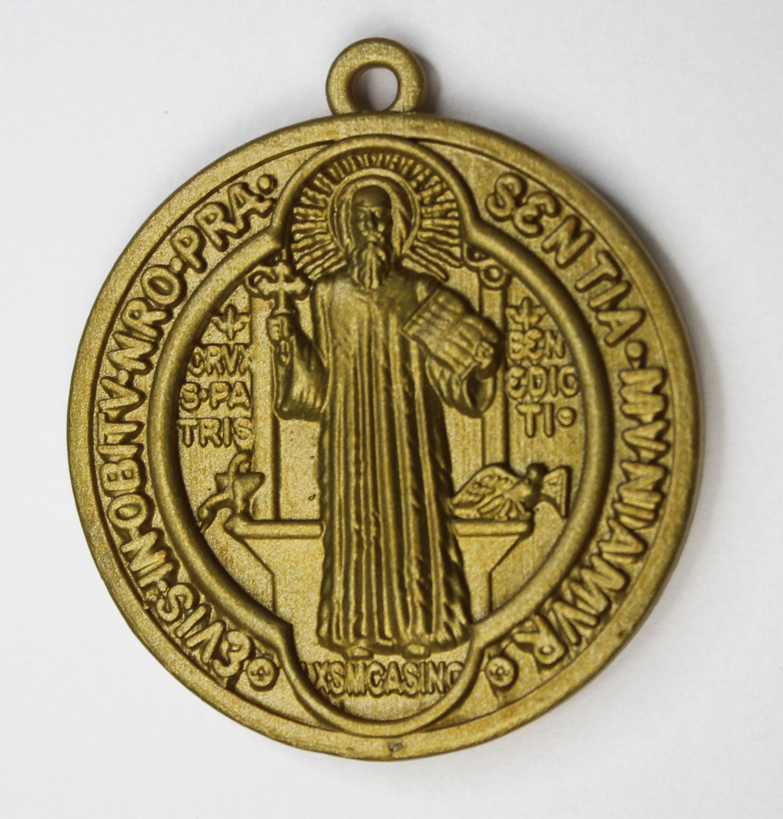 Medalha Milagrosa de São Bento de resina 3D
